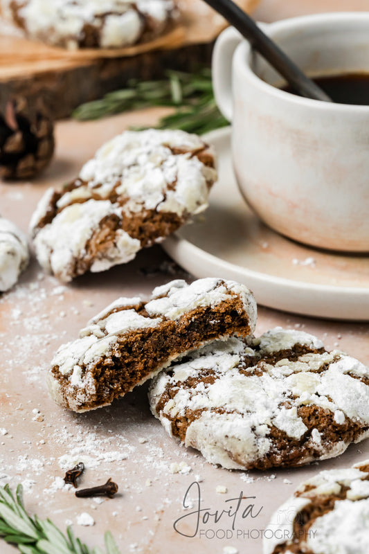 Molasses Crinkle Cookies