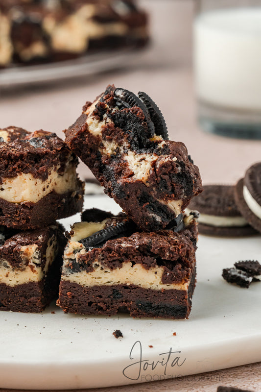 Oreo Cheesecake Brownies