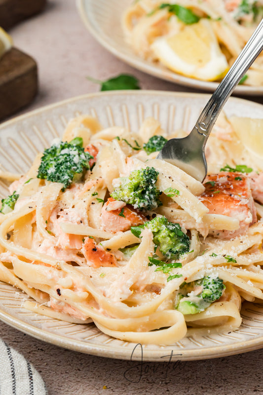 Creamy Salmon Alfredo Pasta