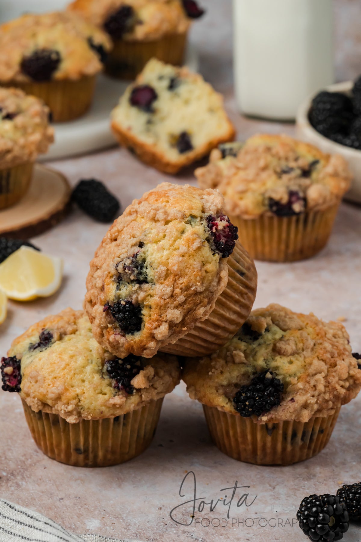 Blackberry Streusel Muffins