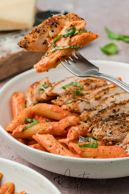 Creamy Chicken and Tomato Pasta