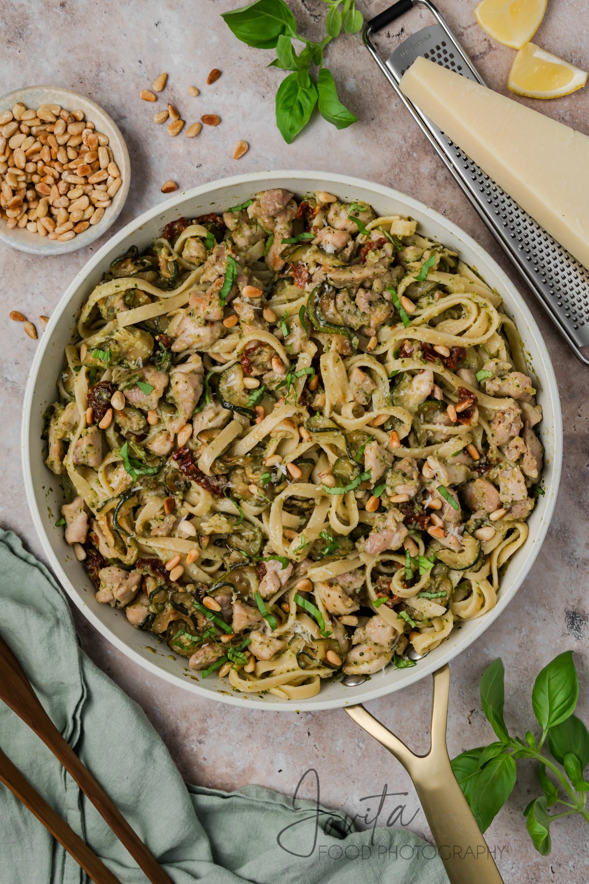 Chicken and Zucchini Pasta