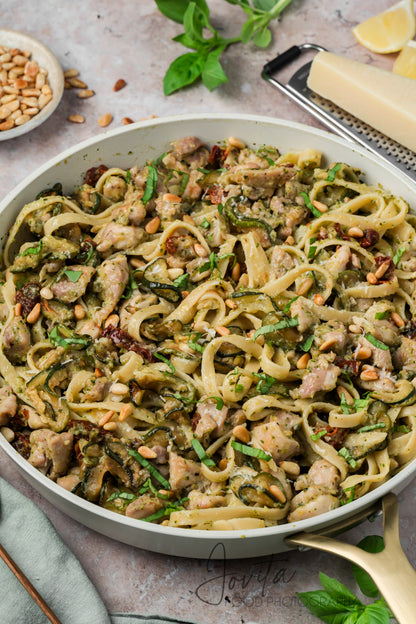 Chicken and Zucchini Pasta