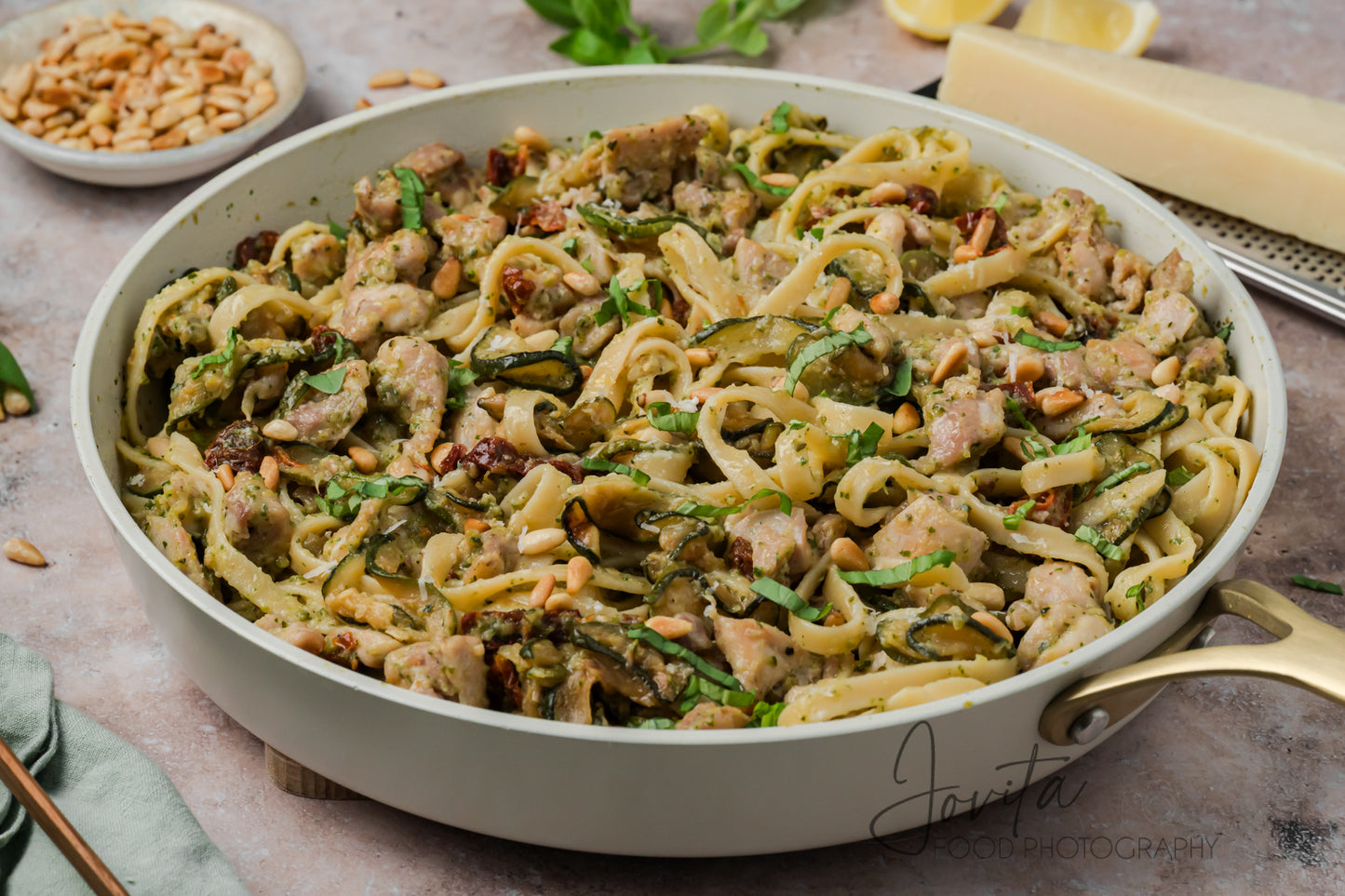 Chicken and Zucchini Pasta