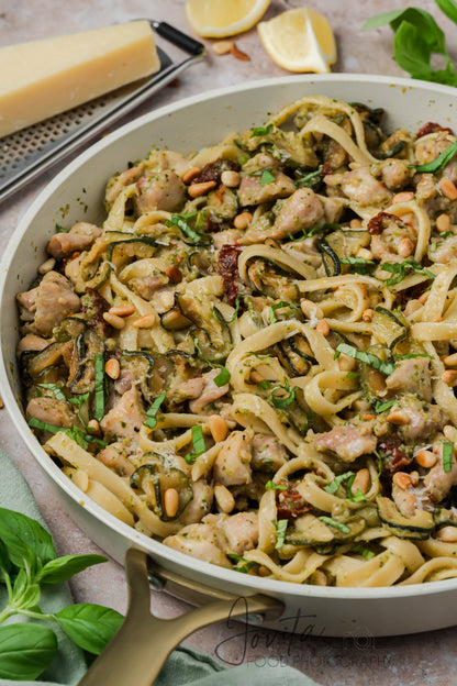 Chicken and Zucchini Pasta