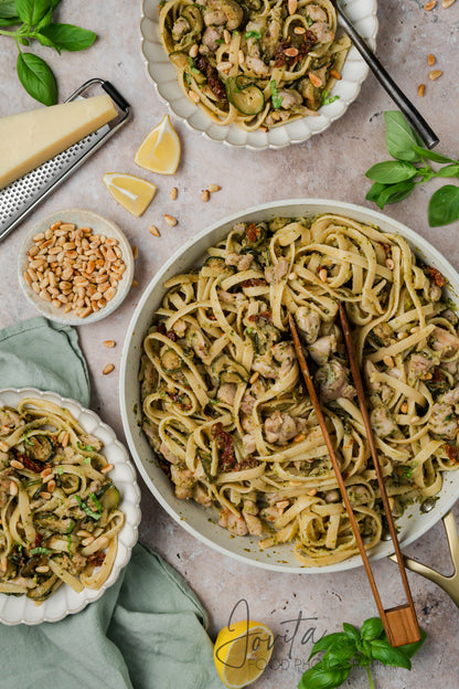 Chicken and Zucchini Pasta
