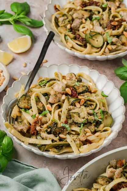 Chicken and Zucchini Pasta