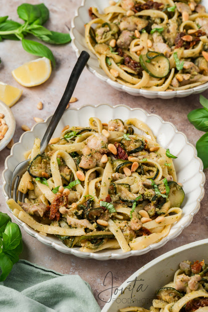 Chicken and Zucchini Pasta