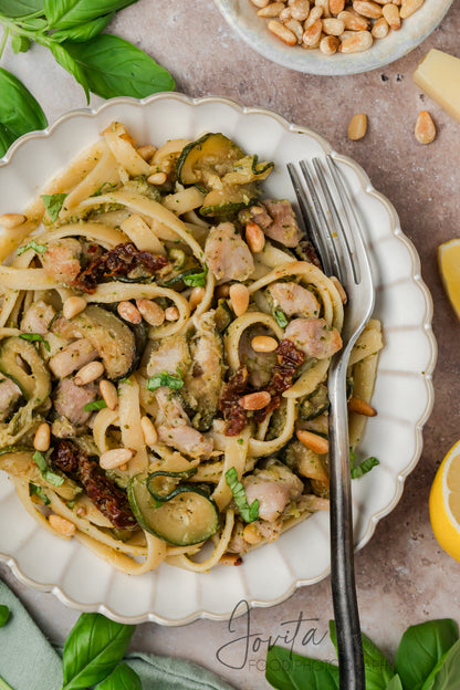 Chicken and Zucchini Pasta