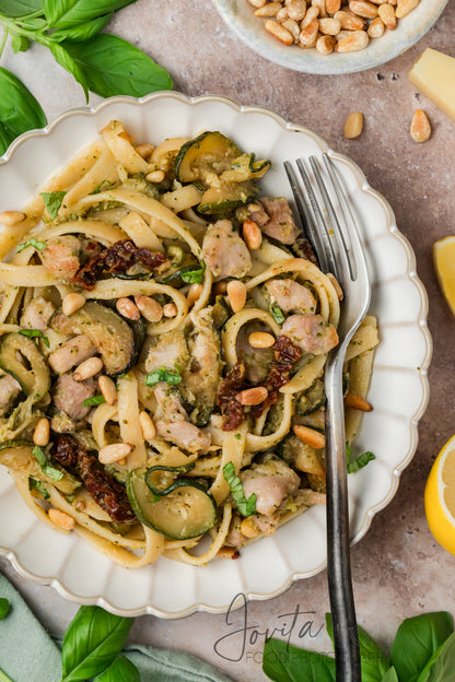 Chicken and Zucchini Pasta