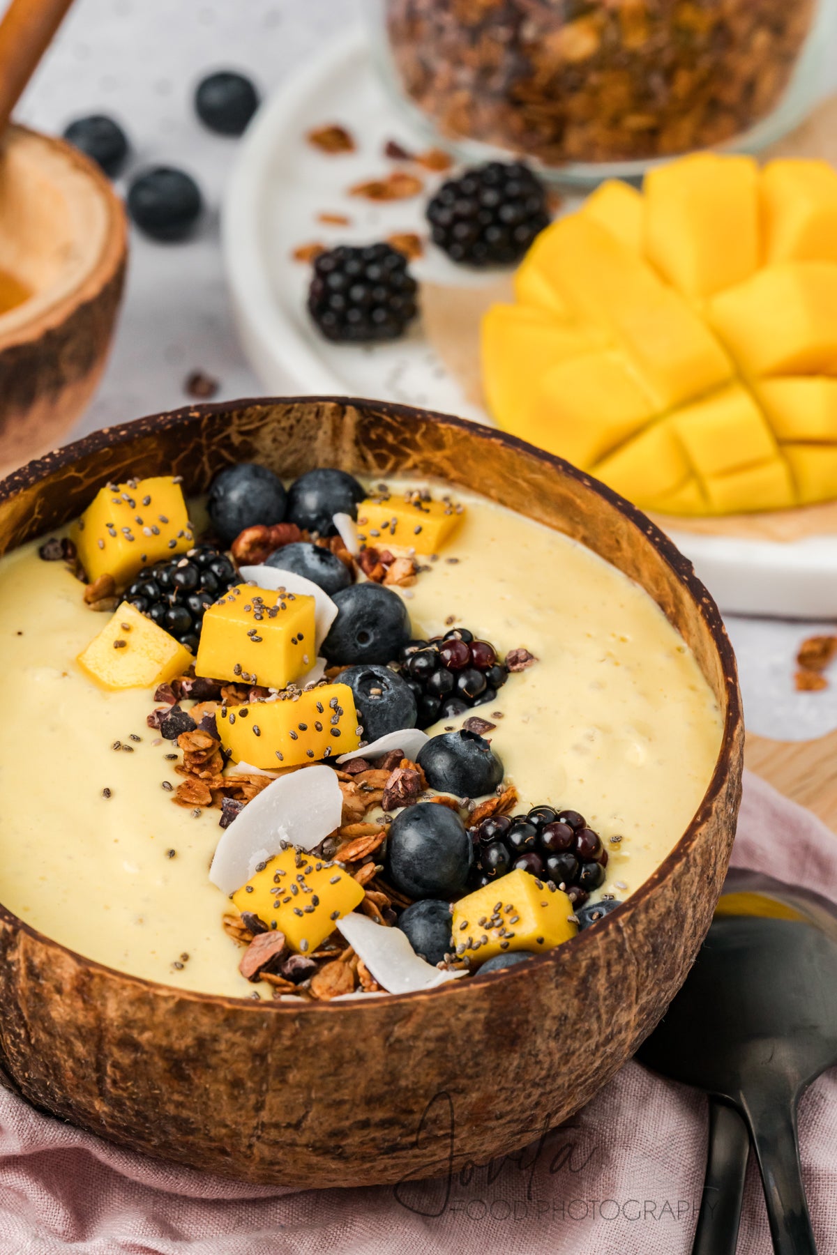 Mango Smoothie Bowl