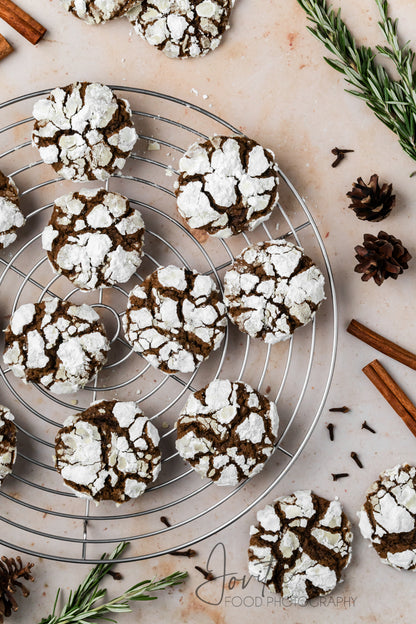 Molasses Crinkle Cookies