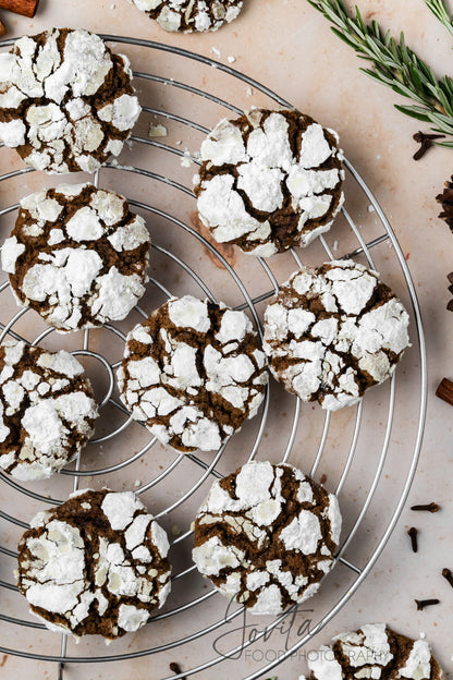 Molasses Crinkle Cookies