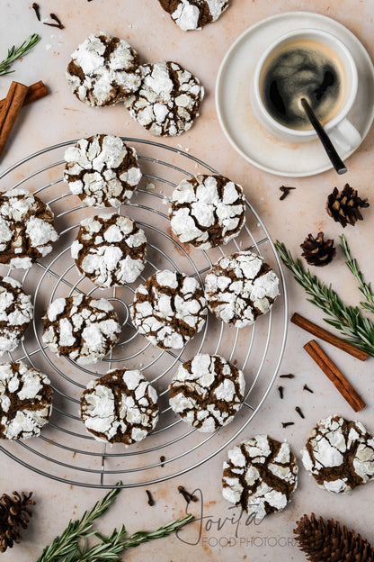 Molasses Crinkle Cookies