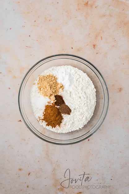 Molasses Crinkle Cookies
