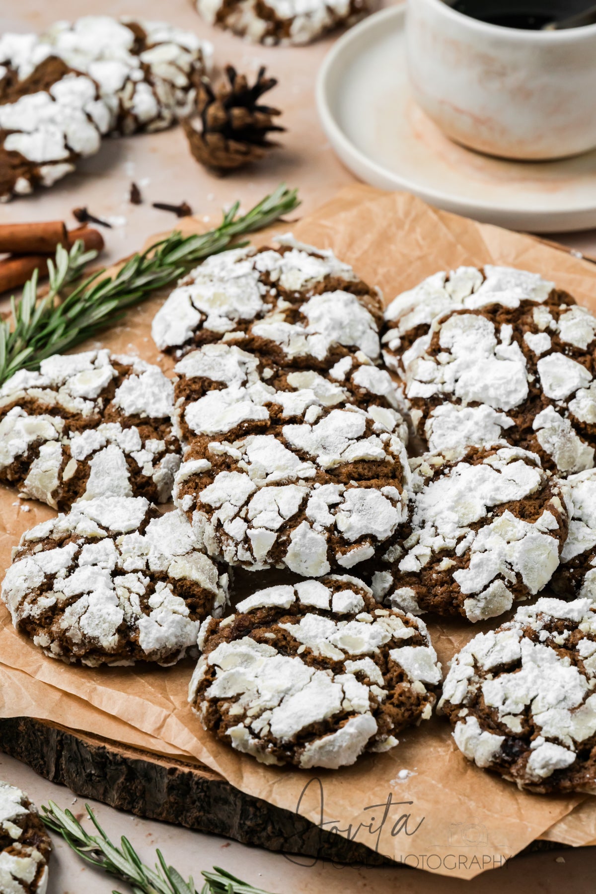 Molasses Crinkle Cookies