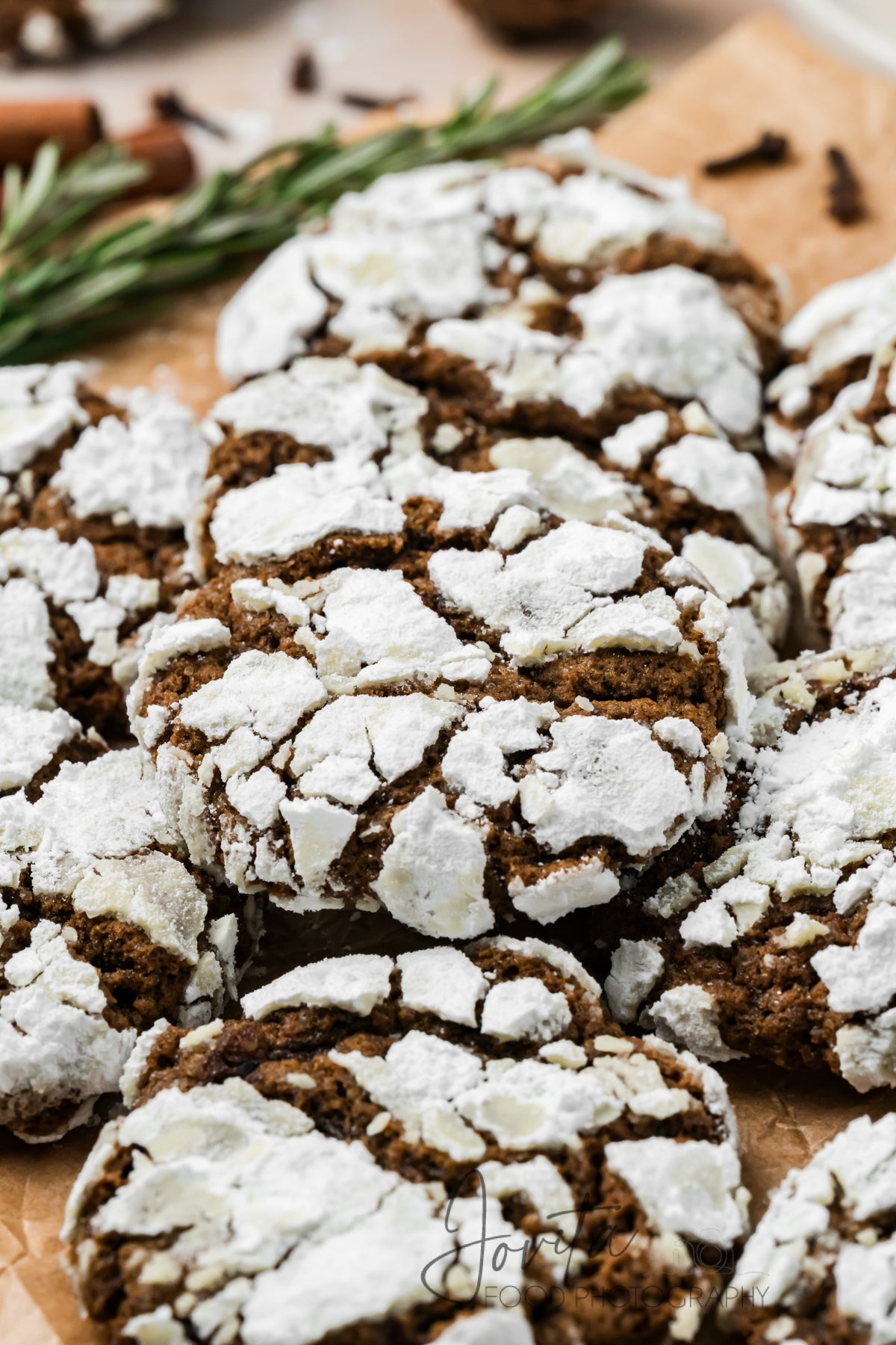 Molasses Crinkle Cookies