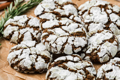 Molasses Crinkle Cookies