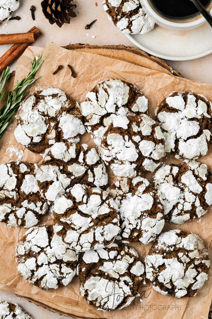 Molasses Crinkle Cookies