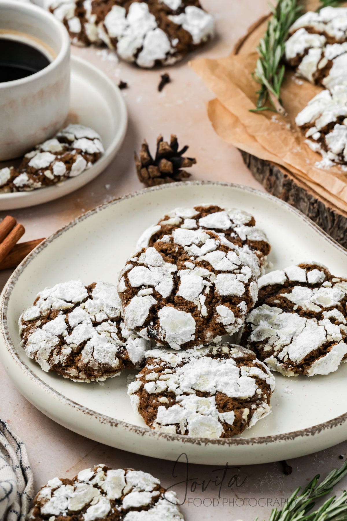 Molasses Crinkle Cookies