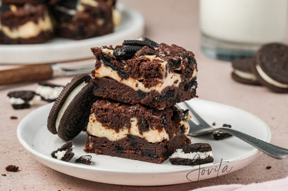 Oreo Cheesecake Brownies