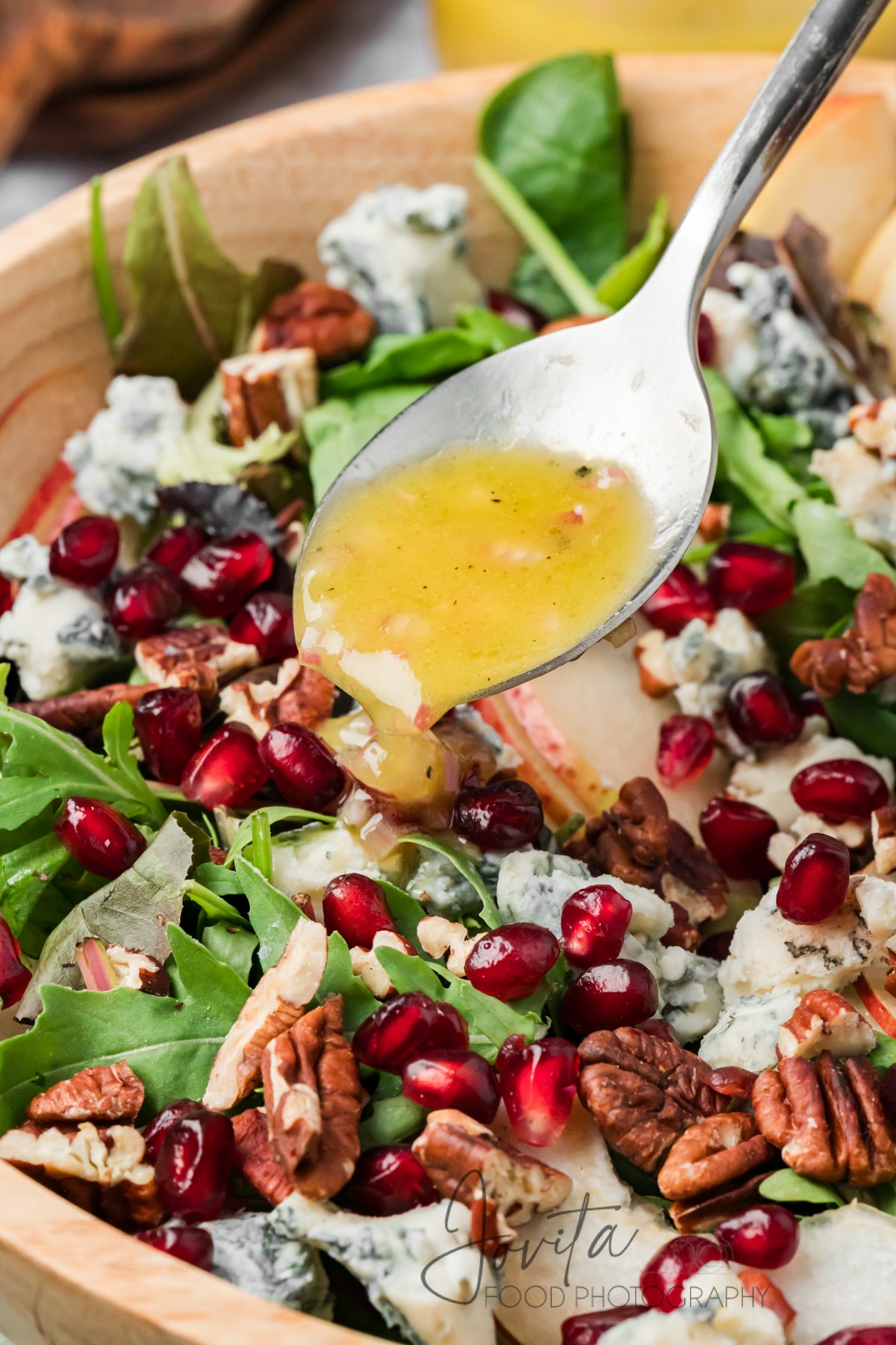 Pear and Gorgonzola Salad with Crispy Prosciutto
