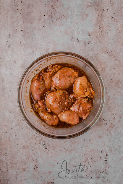 Peruvian Chicken Thighs with Green Sauce