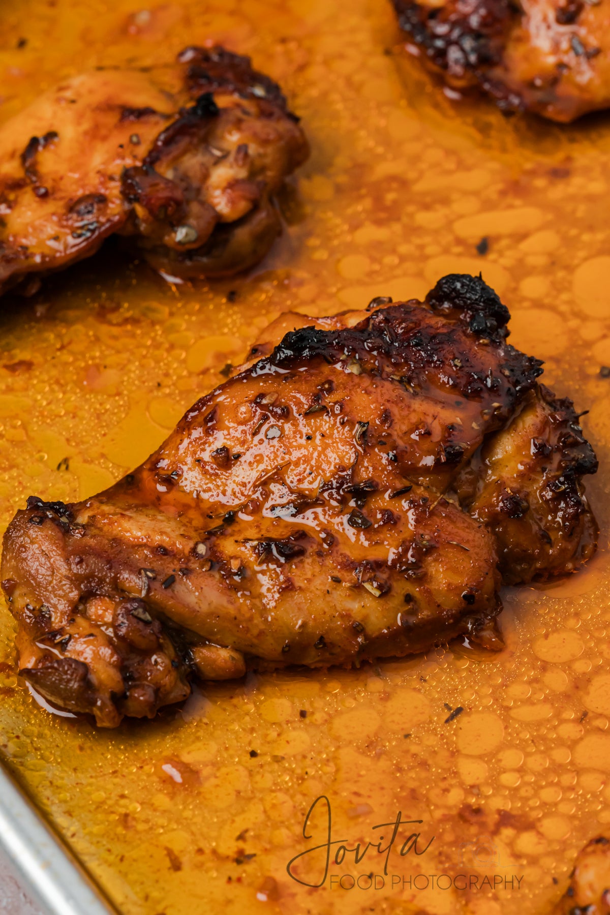 Peruvian Chicken Thighs with Green Sauce