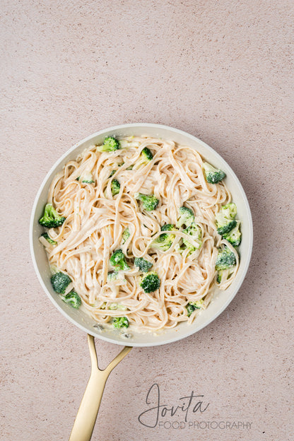 Creamy Salmon Alfredo Pasta