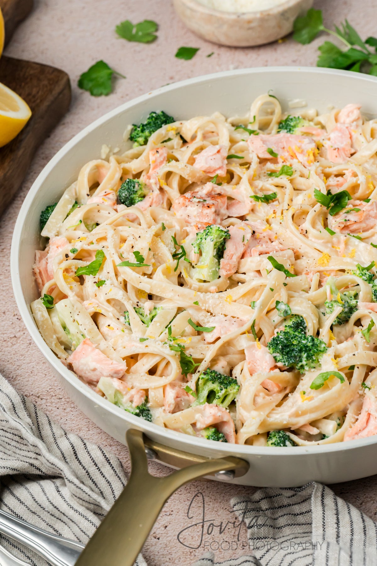 Creamy Salmon Alfredo Pasta
