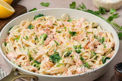Creamy Salmon Alfredo Pasta