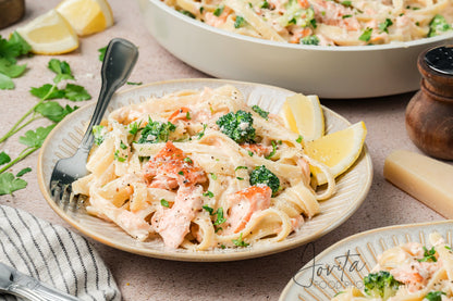 Creamy Salmon Alfredo Pasta