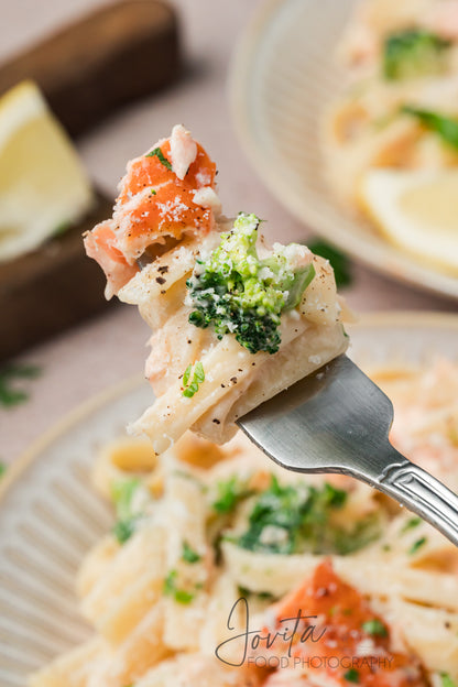 Creamy Salmon Alfredo Pasta